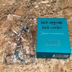 Thrive Causemetics Eyelash Curler